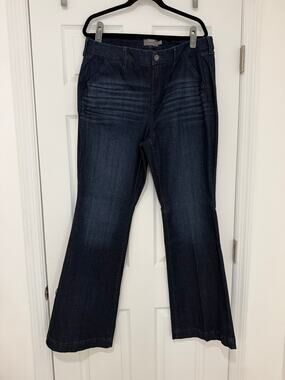 Torrid - Women's Denim Jeans - Mid Rise Flare - Dark Wash - 18T - NEW